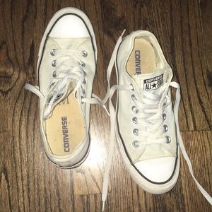 size 6.5 light blue converse